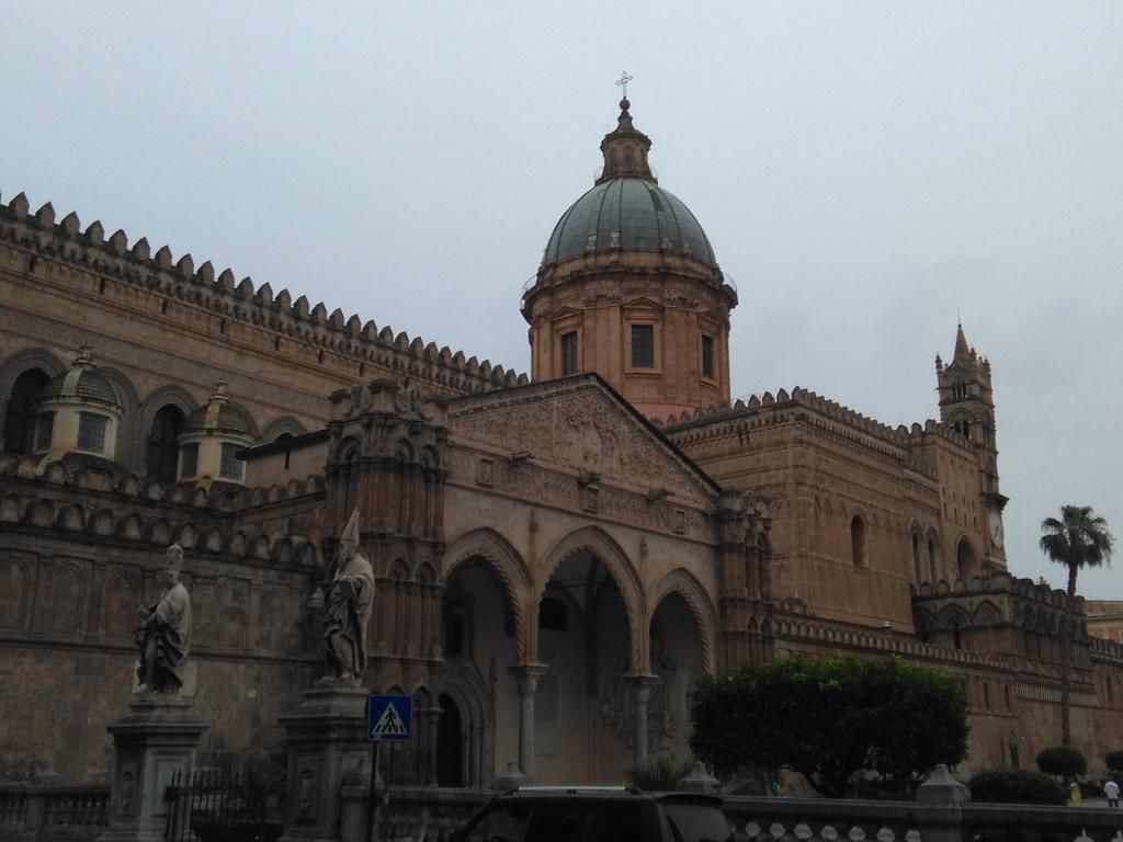 Casa Normanna Apartment Palermo Luaran gambar